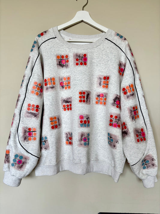The one-of-a-kind sweatshirt with hand-drawn design Size M